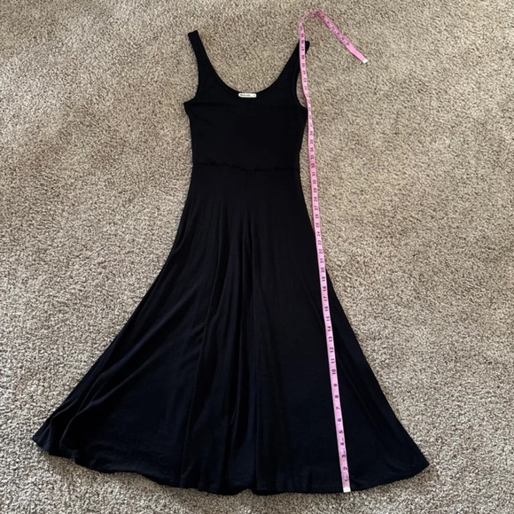 Marine Layer Lexi Rib Sun-In Fit & Flare Dress in Black 
size Medium - Picture 12 of 12